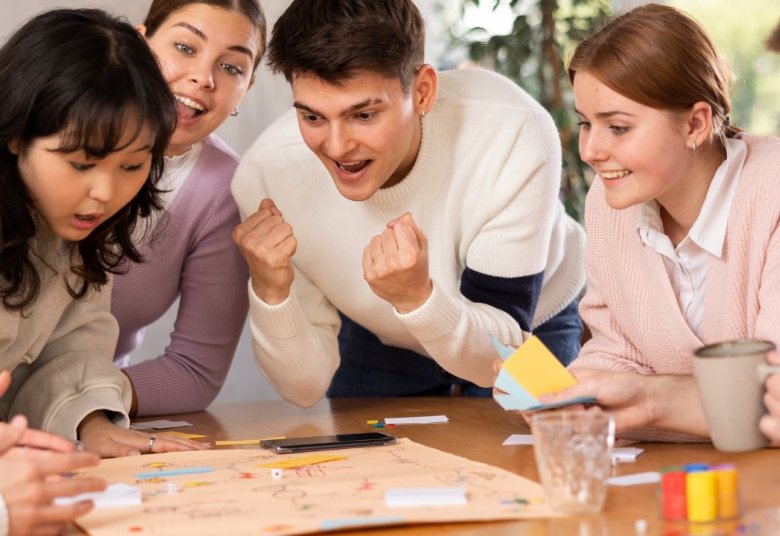 Soirée jeux : partage, rires et découvertes !